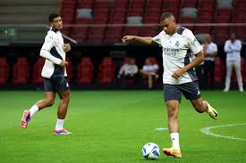 孙颖莎蛇年首战 对阵徐孝元.